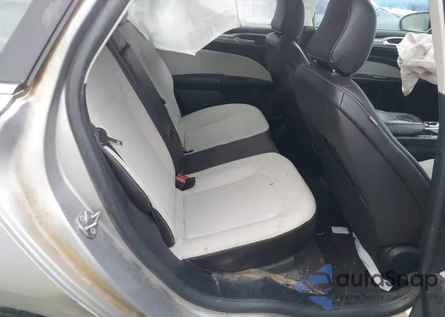 3FA6P0HD4LR178548: 43863092