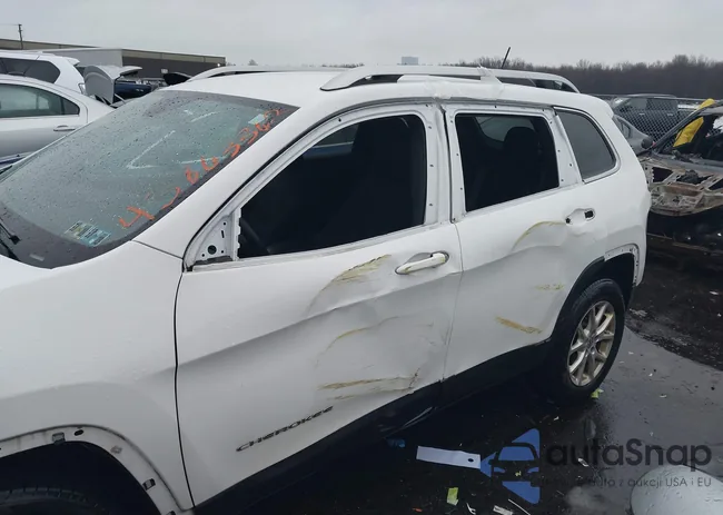 1C4PJMCB2FW511229: 43863362