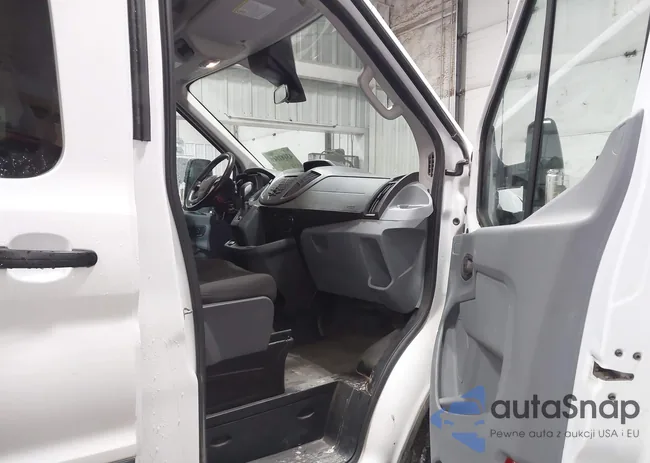 1FBAX2XG2HKB28047: 43862540