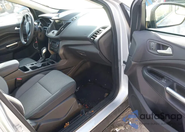 1FMCU9GD2KUC50734: 43862579