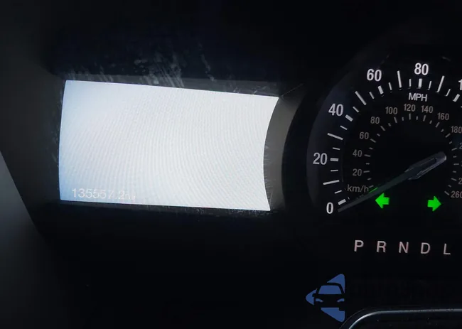 3FA6P0H77HR271453: 43862807