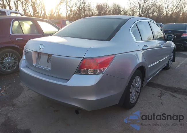 1HGCP26319A018912: 43862816