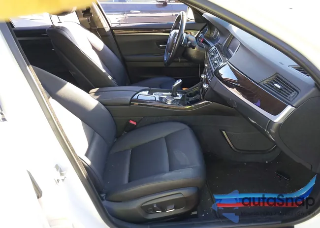 WBA5A5C57GG355138: 43863909