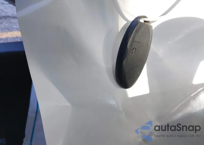 1N4AL3AP5JC274017: 43863917