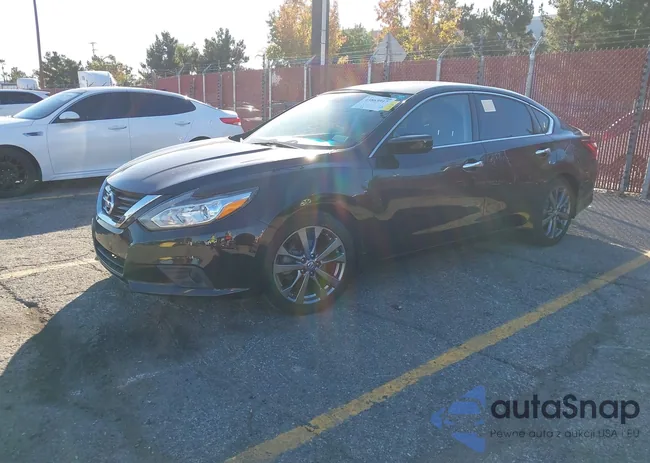 1N4AL3AP5JC274017: 43863917