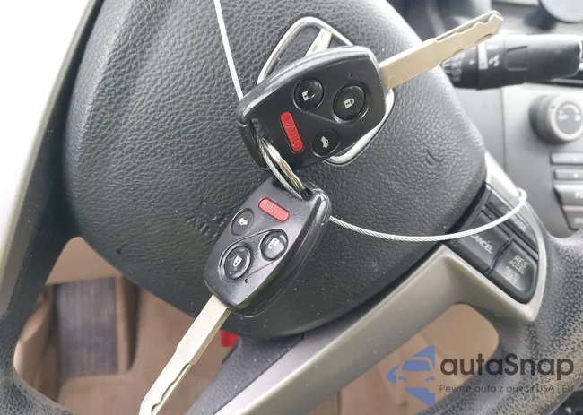 1HGCP2F36CA024907: 43864109