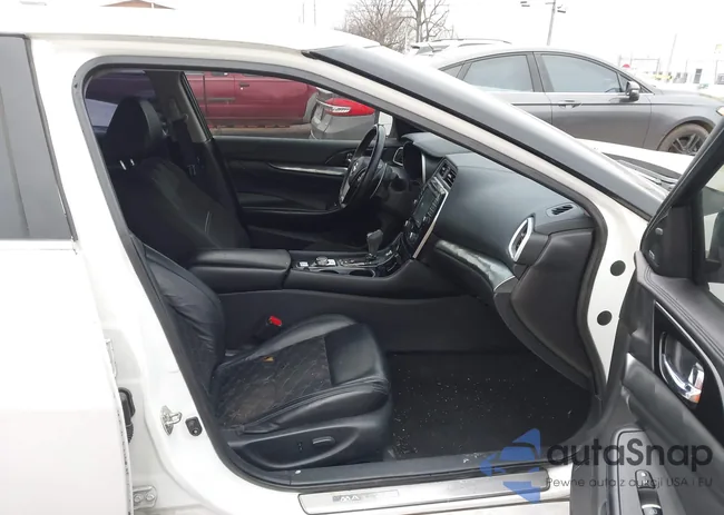 1N4AA6APXHC374048: 43864147