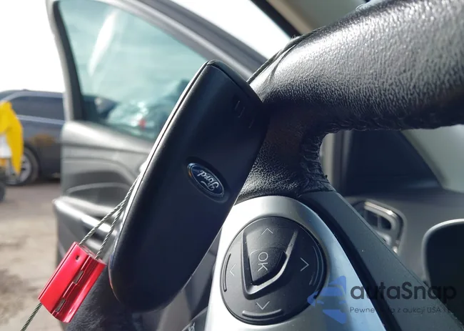 1FMCU0J94EUD57806: 43864178