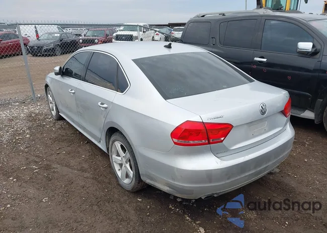 1VWBS7A31EC108165: 43864433