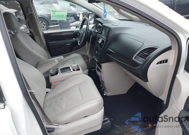 2C4RC1BG8DR584528: 43863607