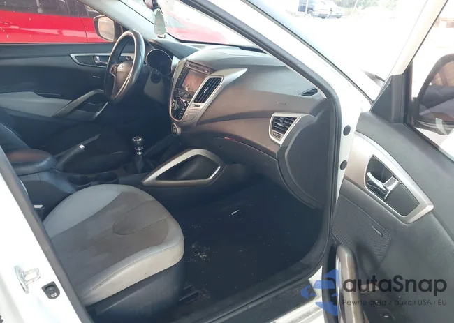 KMHTC6AD2CU025161: 43864944