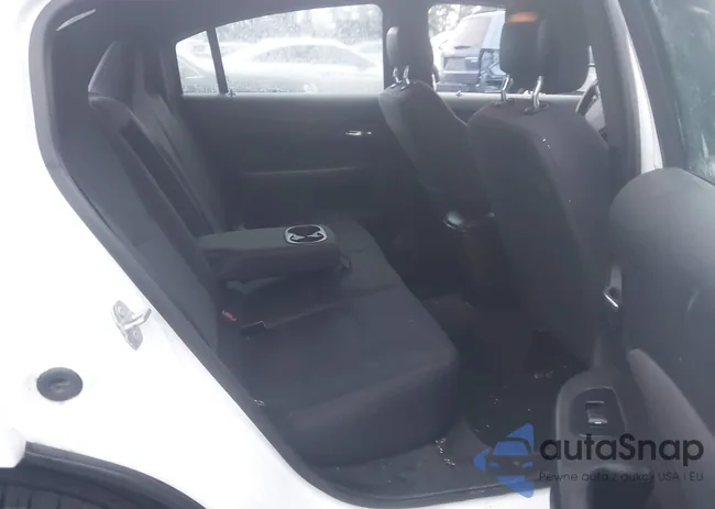 1C3CCBAB4EN231563: 43864983