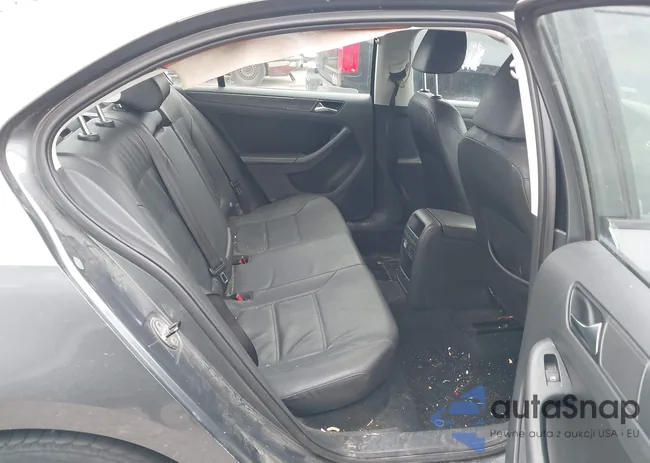 3VWDX7AJ7BM325531: 43865355