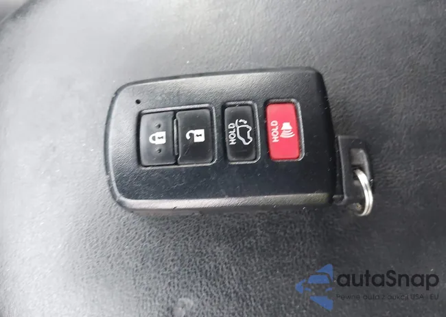 JTMDJREVXGD018516: 43864483