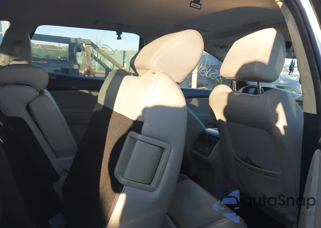 JM3TB3CV5C0358058: 43864492