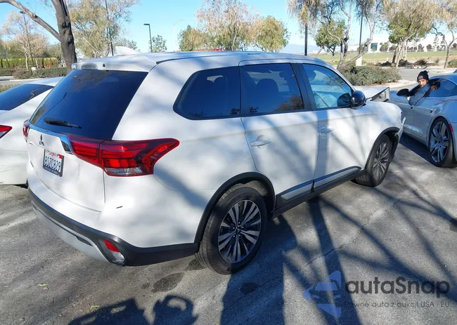 JA4AD2A34LZ007802: 43864654