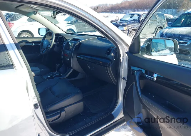 5XYKU3A19BG024087: 43864835