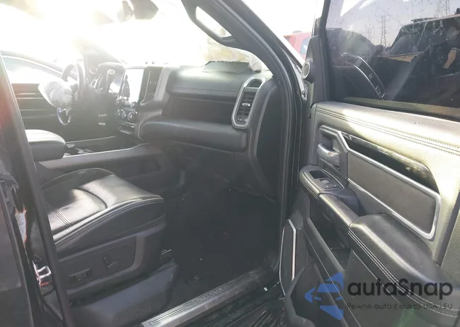 3C6UR5FL6NG111183: 43866268