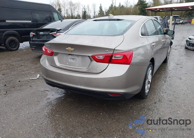 1G1ZD5ST2SF151110: 43866302