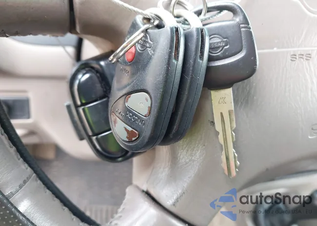 JN8DR09YX1W586807: 43866407