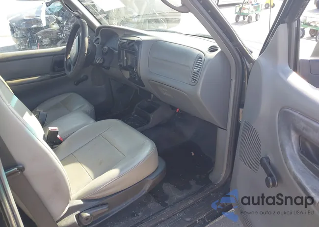 1FTYR10D58PB07226: 43865574