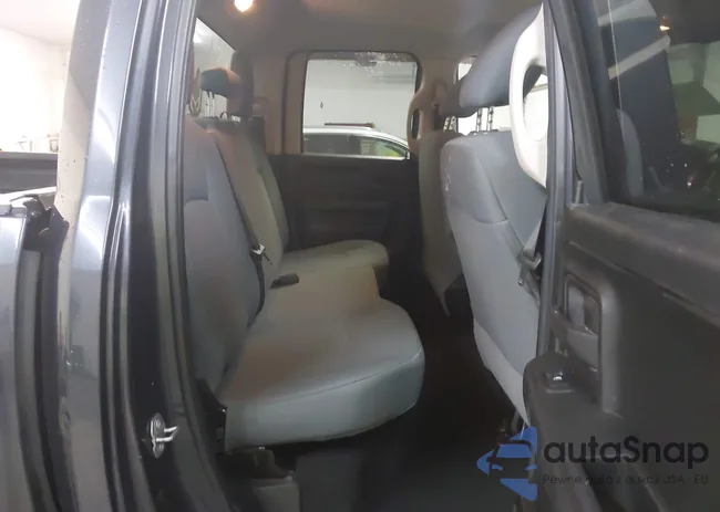 1C6RR7FG6JS308555: 43865579