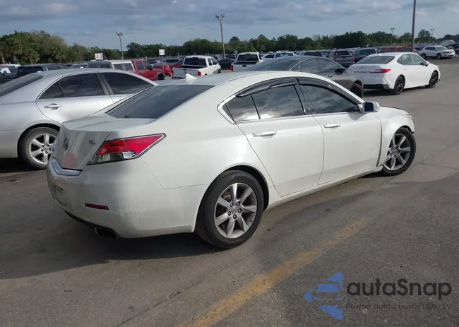 19UUA8F2XDA006914: 43865596