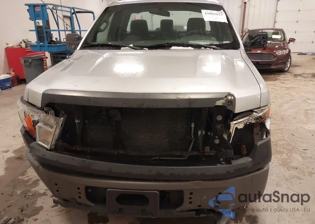 1FTMF1CM1CKE10884: 43865622