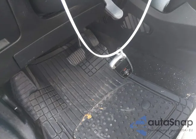 2FMPK3J94LBA29734: 43865670