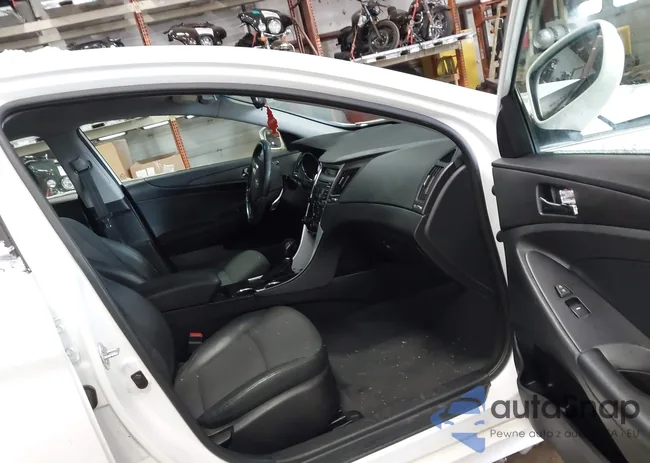 5NPEC4AC0CH371518: 43865701