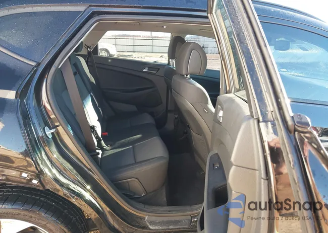 KM8J33A28JU670933: 43866867