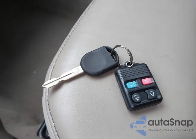 1FAHP3HN5AW212087: 43866893