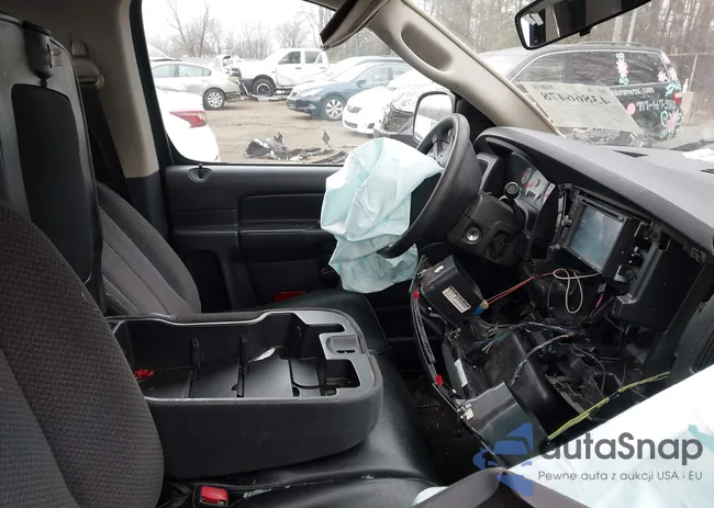 1D7HA16D83J574513: 43866478