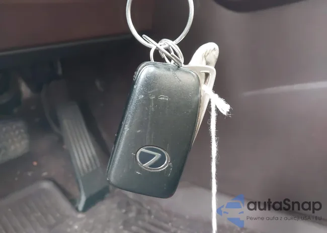 2T2BZMCA4HC077297: 43866525