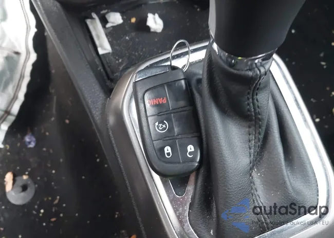 ZACNJBB16LPL09665: 43866630