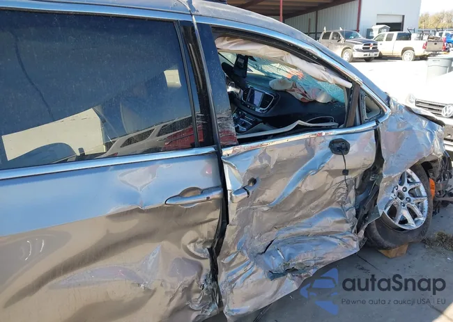 2C4RC1DG1LR176819: 43866654