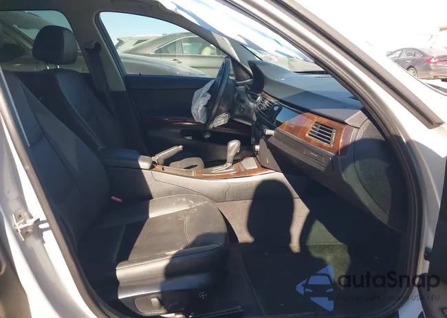 WBAPK7C57BF086557: 43866853