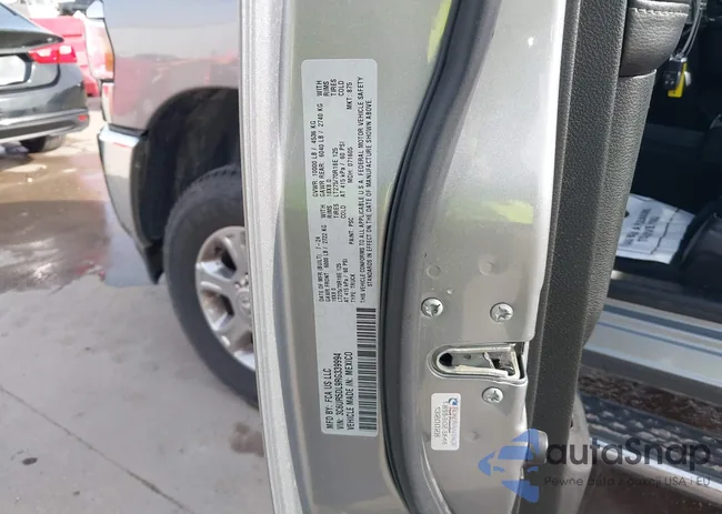 3C6UR5DL9RG339994: 43867927