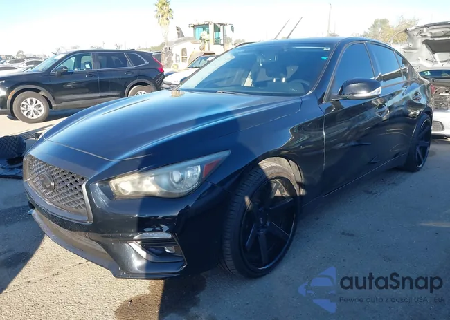 JN1EV7AP6KM513943: 43867944