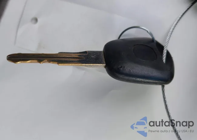 JH4CL96828C004985: 43868324