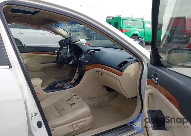 JH4CL96828C004985: 43868324