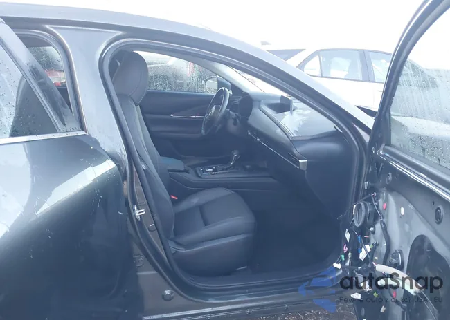 3MVDMBBL9NM402076: 43868358