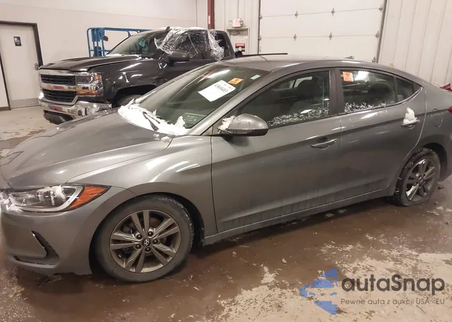 5NPD84LF0JH396274: 43868403