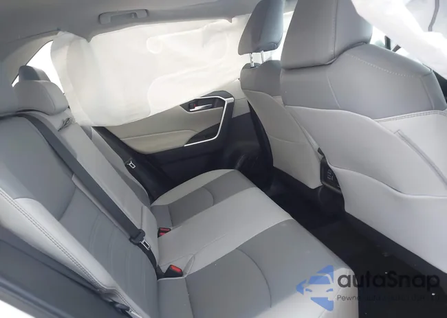 2T3A1RFV8RW434670: 43868454