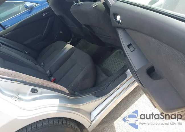 1N4AL2AP2BN477690: 43867553