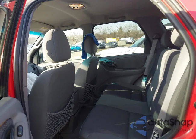 1FMYU04172KC76981: 43867560