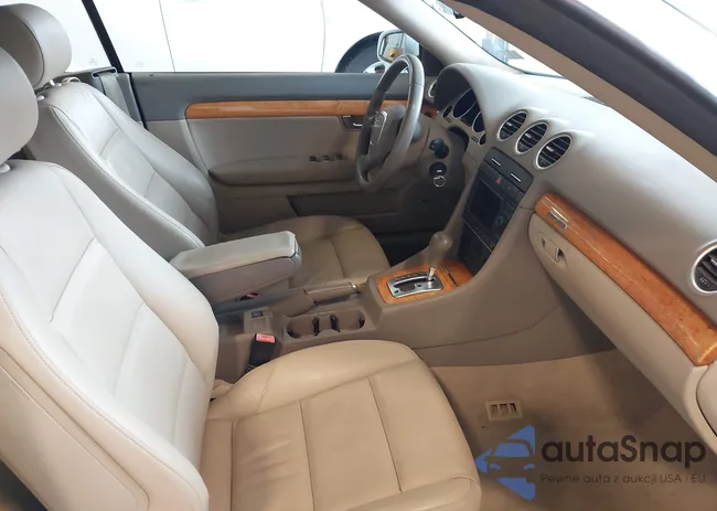 WAUDF48H19K010584: 43867591