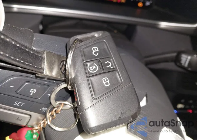 3VV2C7B24SM020678: 43867692