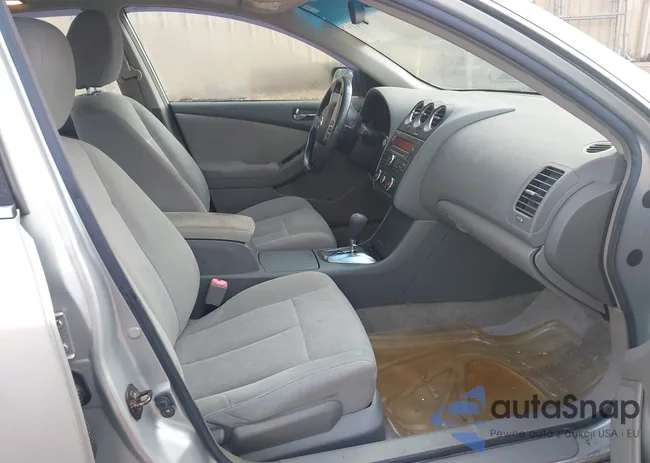 1N4AL2AP2AN501324: 43867724