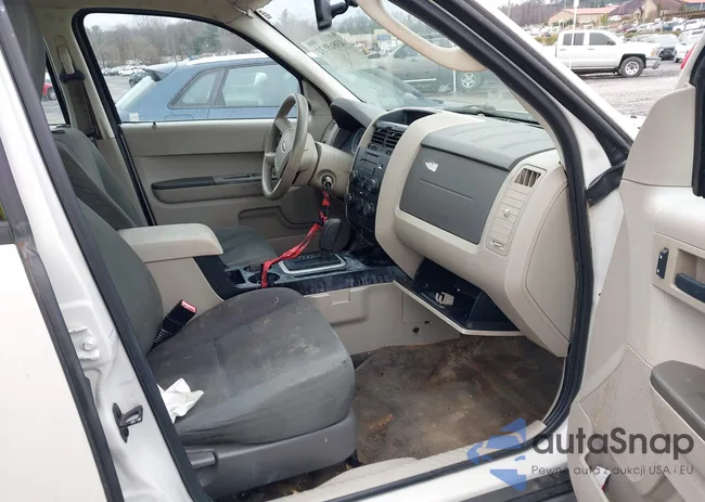 1FMCU0C76BKB82459: 43869132